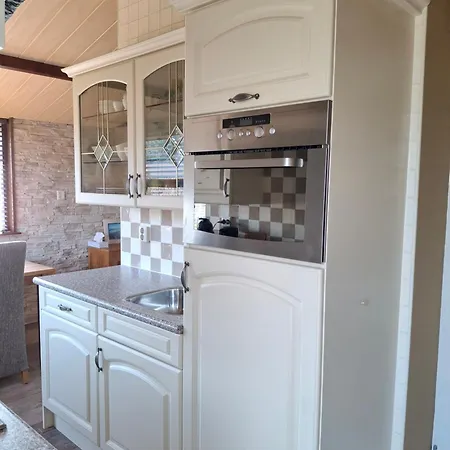 Holiday home Rekerlanden 218