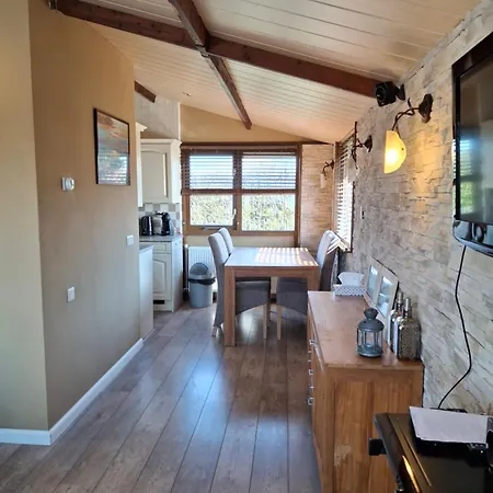 Prázdninový dům Rekerlanden 218 *