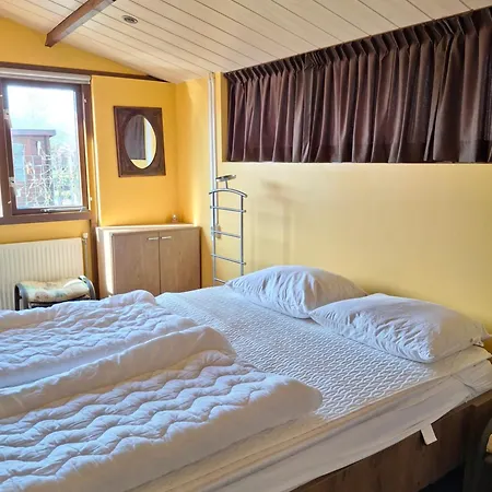 Rekerlanden 218 Feriehus *